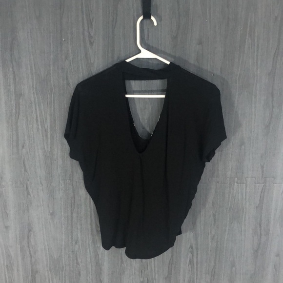 Express Women’s designer tee - Picture 2 of 2